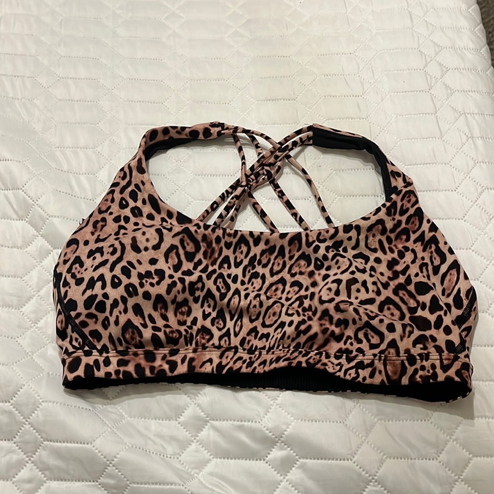 Sports bra